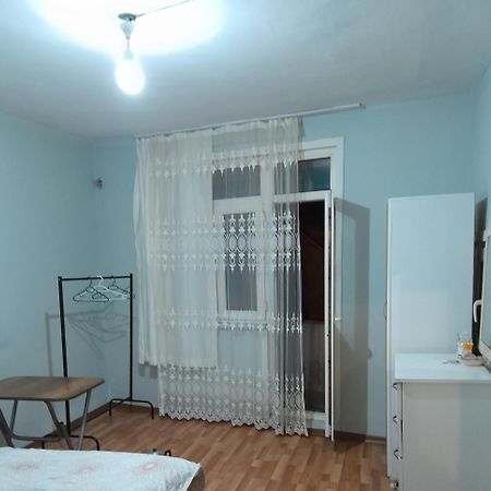 Апартаменти Sharing Flats Taksim Square Стамбул Екстер'єр фото